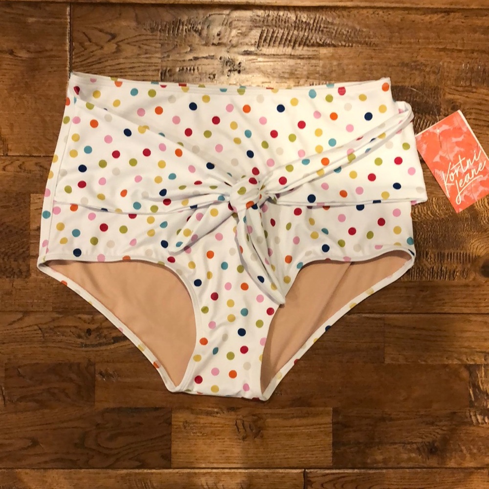 NWT Large Kortni Jeane Tie-Front Bottom